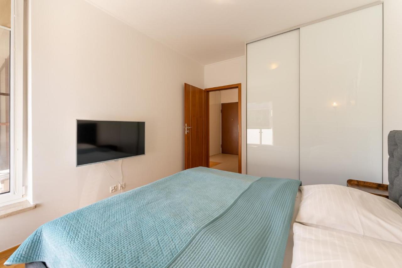 Aqua Marina Plaza-Basen Apartment Miedzyzdroje Exterior photo